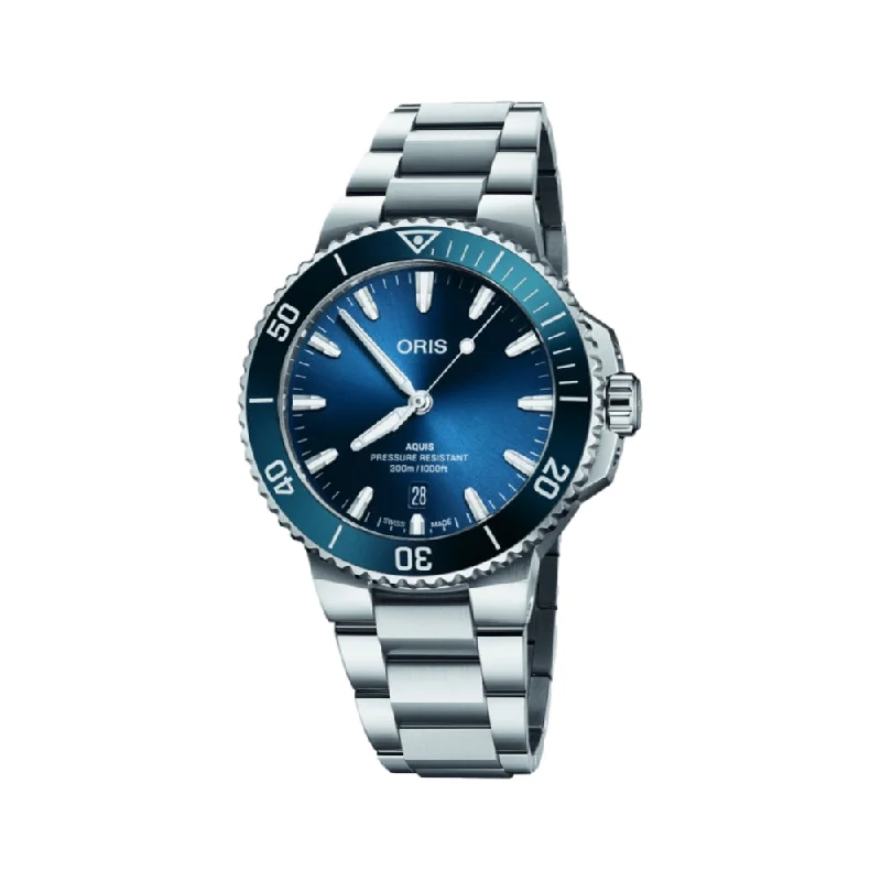 Aquis Date 2024 41.5 mm Blue