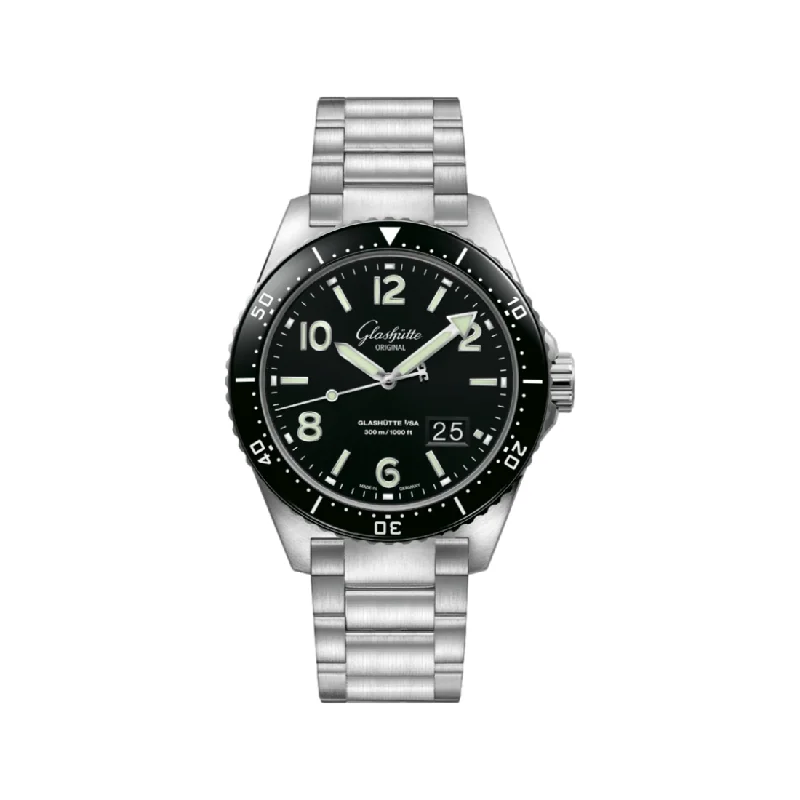 SeaQ Panorama Date Galvanized Black 43mm - Stainless Steel on Bracelet